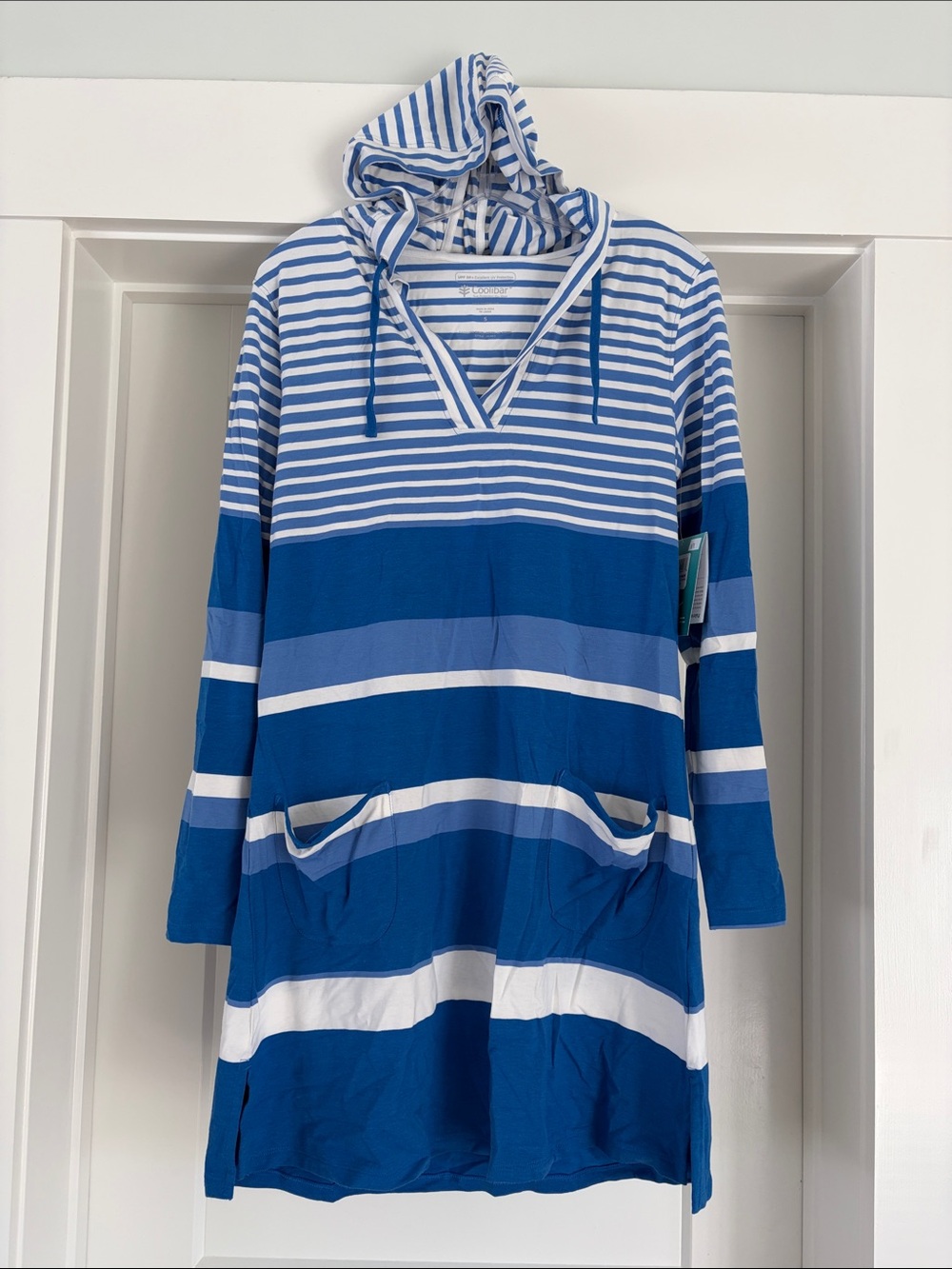 NWT Coolibar women’s small Catalina cover-up Blue & White striped hooded. UPF 50